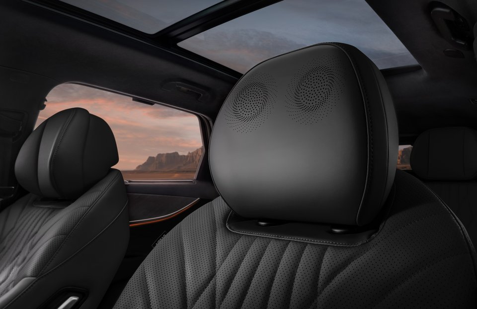 System audio SONY z 14 głośnikami